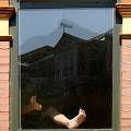 Window footsie