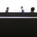 tate blur no.345: sharp girls blurred dudes